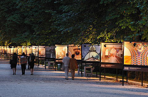 32971.jpg (479×314) | Interactive Exhibition, Photo Exhibit, Outdoor Art