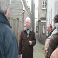 Oost West, Thuis Best