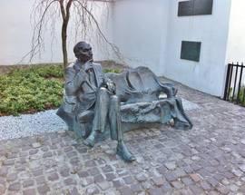 Jan Karski Bench