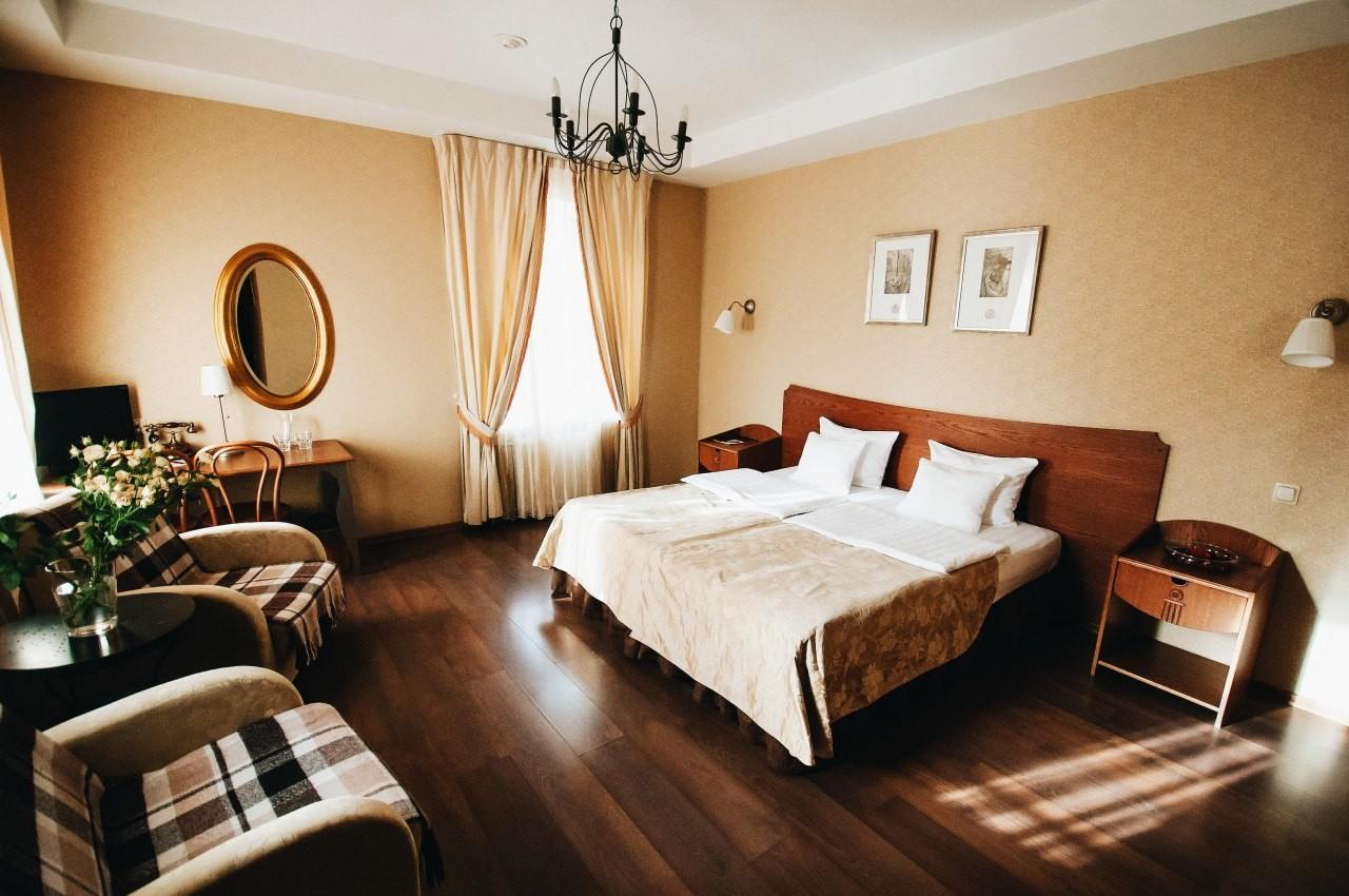 Admiralteyskaya Hotel