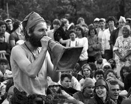 The Gnome Revolution: 'Major' Fydrych & the Orange Alternative