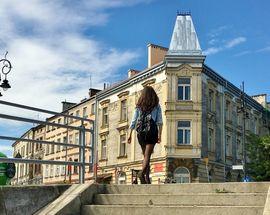 Kraków Podgórze: The Foothills of Memory