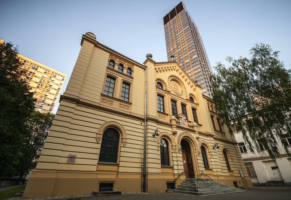 Gallery image
