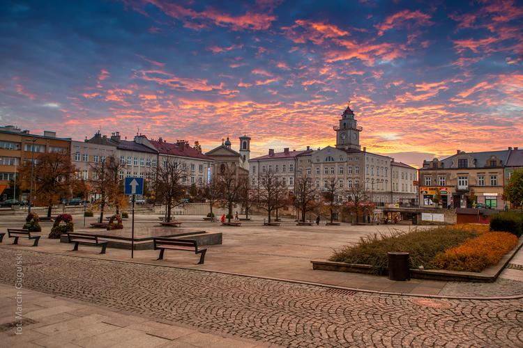Gorlice Market Square & Town Hall