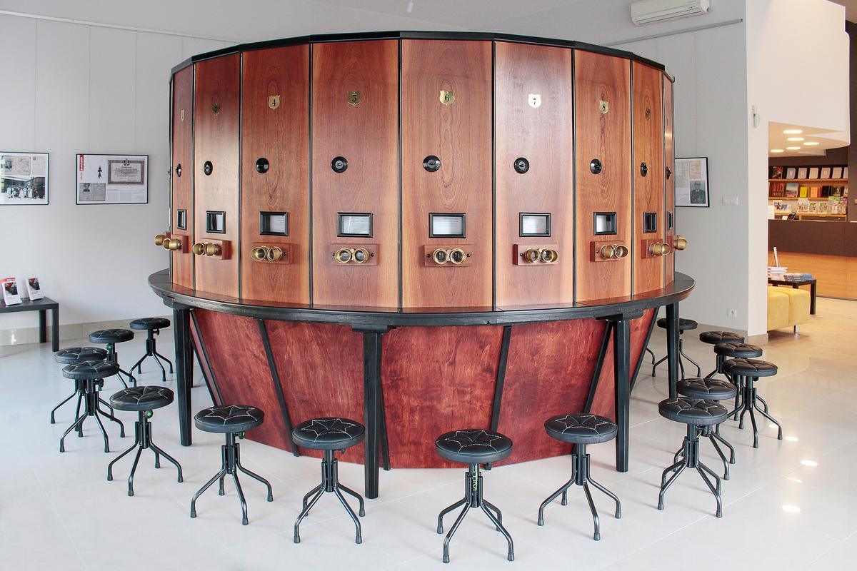 Gallery image
