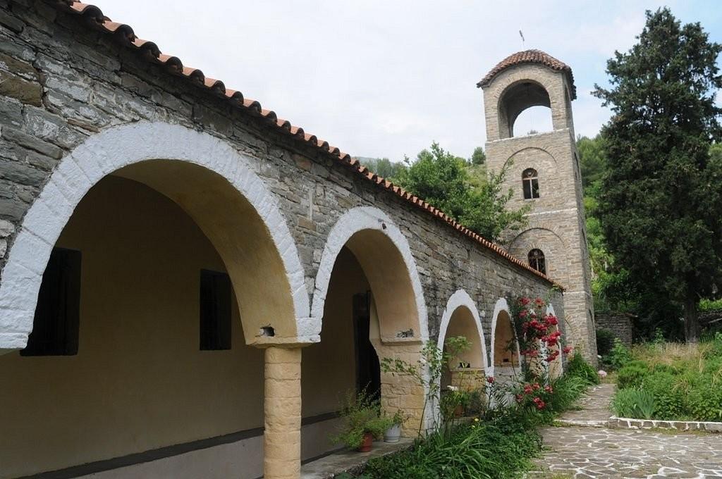 Shën Kolli church