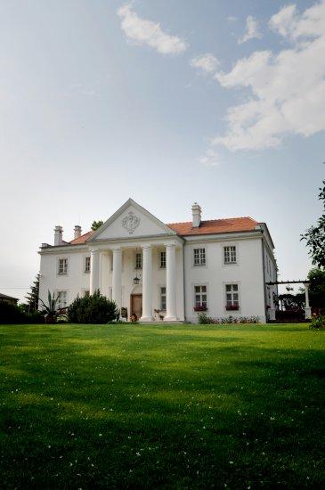 Palace in Grochowiska Szlacheckie