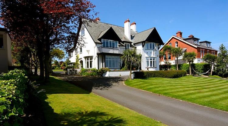 Cairn Bay Lodge, Ballyholme, Co. Down