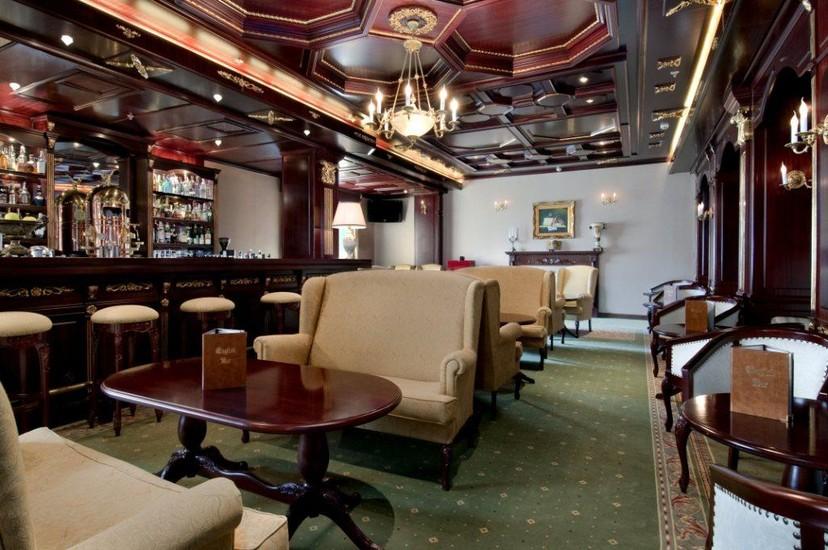 English Bar (Hilton Sibiu)