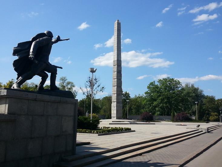 1200 Гвардейцев