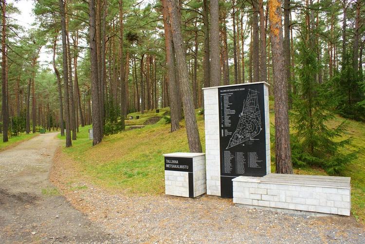 Metsakalmistu Cemetary