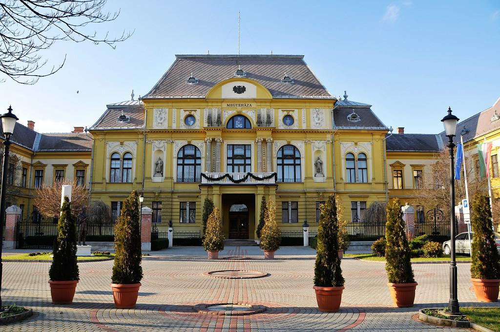 Cities to Visit in Hungary (That Aren't Budapest)