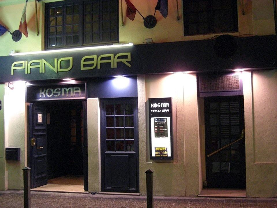 Kosma Live Club