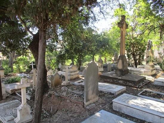 English Cemetery