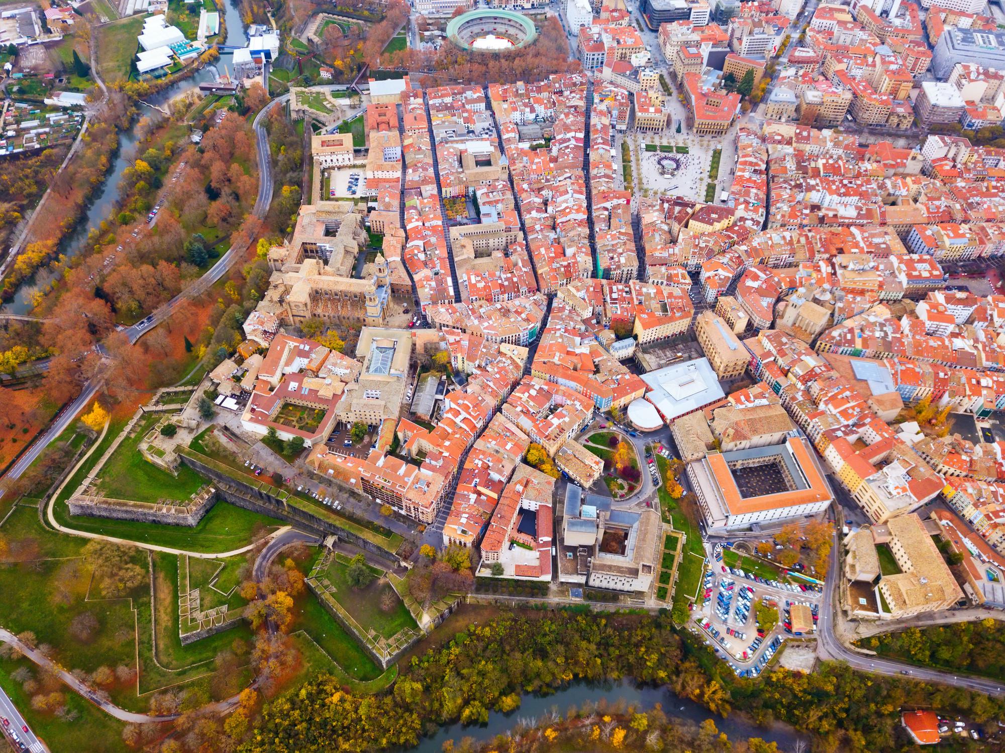 Day Trip Pamplona: Sangüesa, Castle of Xavier and Monastery of Leyre