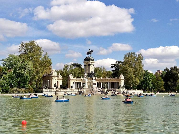 El Retiro Park