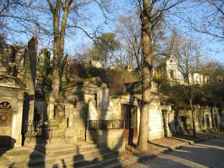 Père Lachaise Cemetery