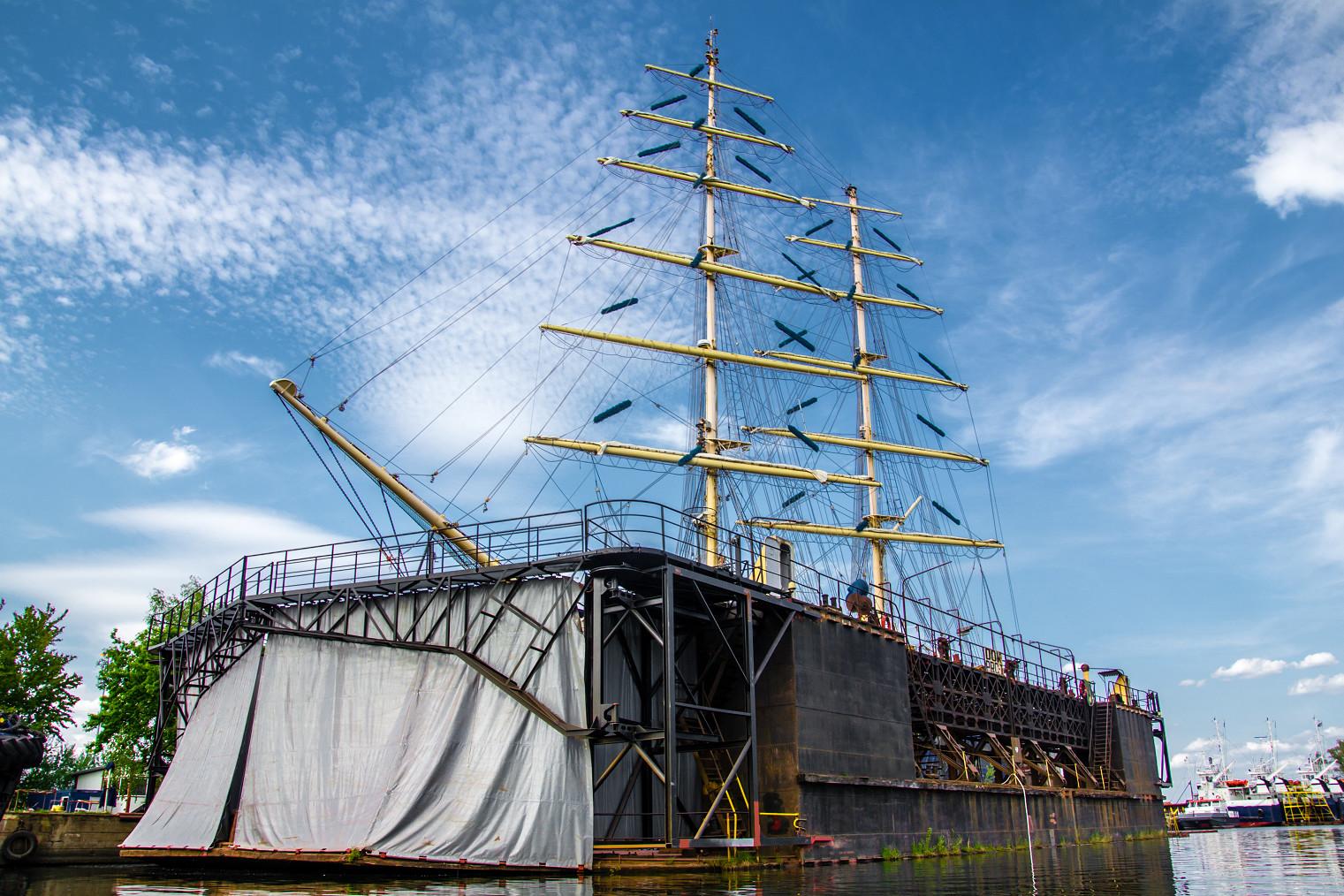 Szczecin's Floating Dock