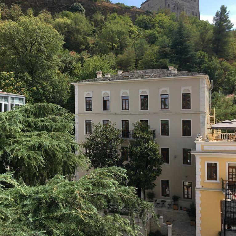 Argjiro Hotel