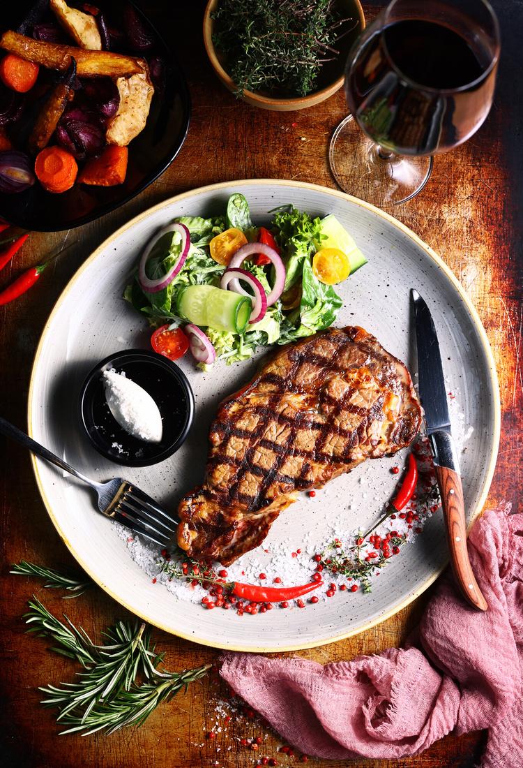 Moo Moo Steak & Burger Club