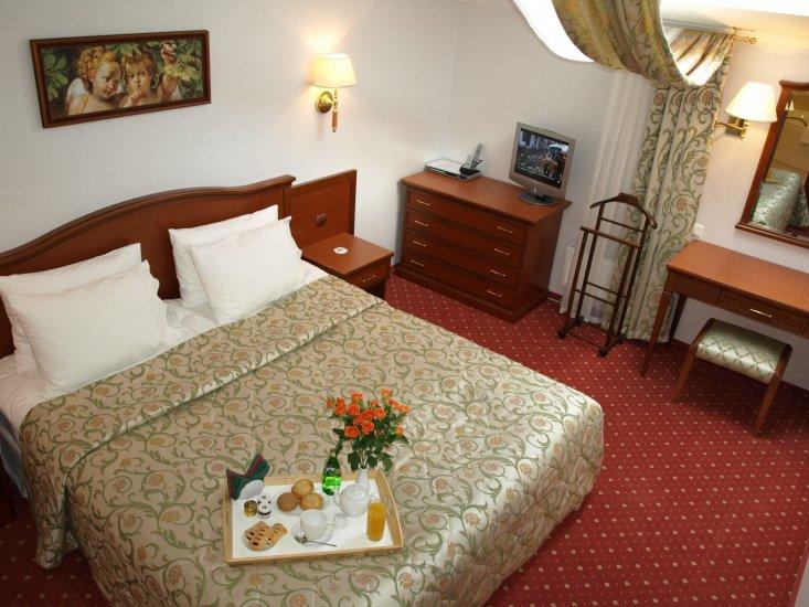 Assambleya Nikitskaya