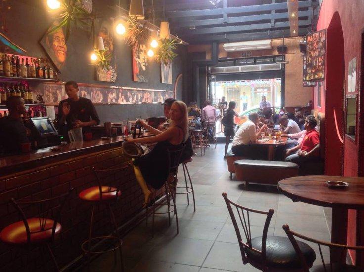 Six Cocktail Bar