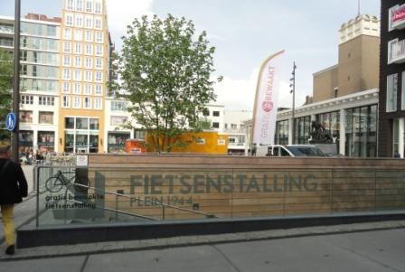 Fietsenstalling Plein 1944